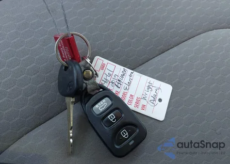 2019 Hyundai Elantra Se z USA, uszkodzony, nr VIN KMHD74LF9KU831881